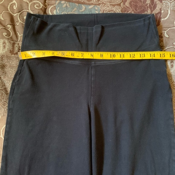 Old Navy Yoga Pant (M) - Picture 2 of 6
